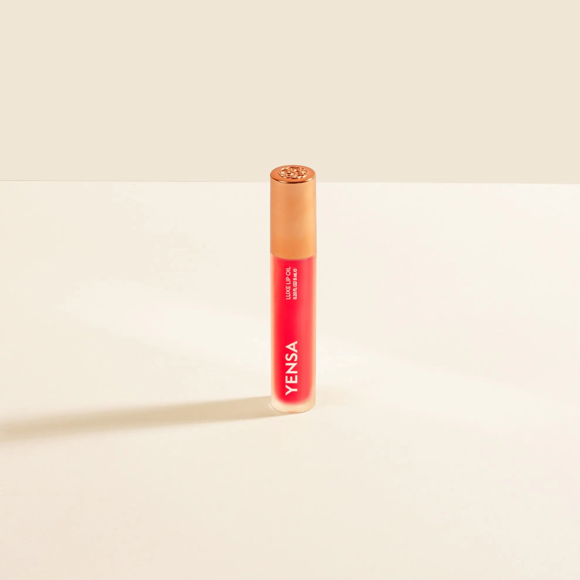 Luxe Lip Nourishing Oil with Hyaluronic + Vitamin E YENSA