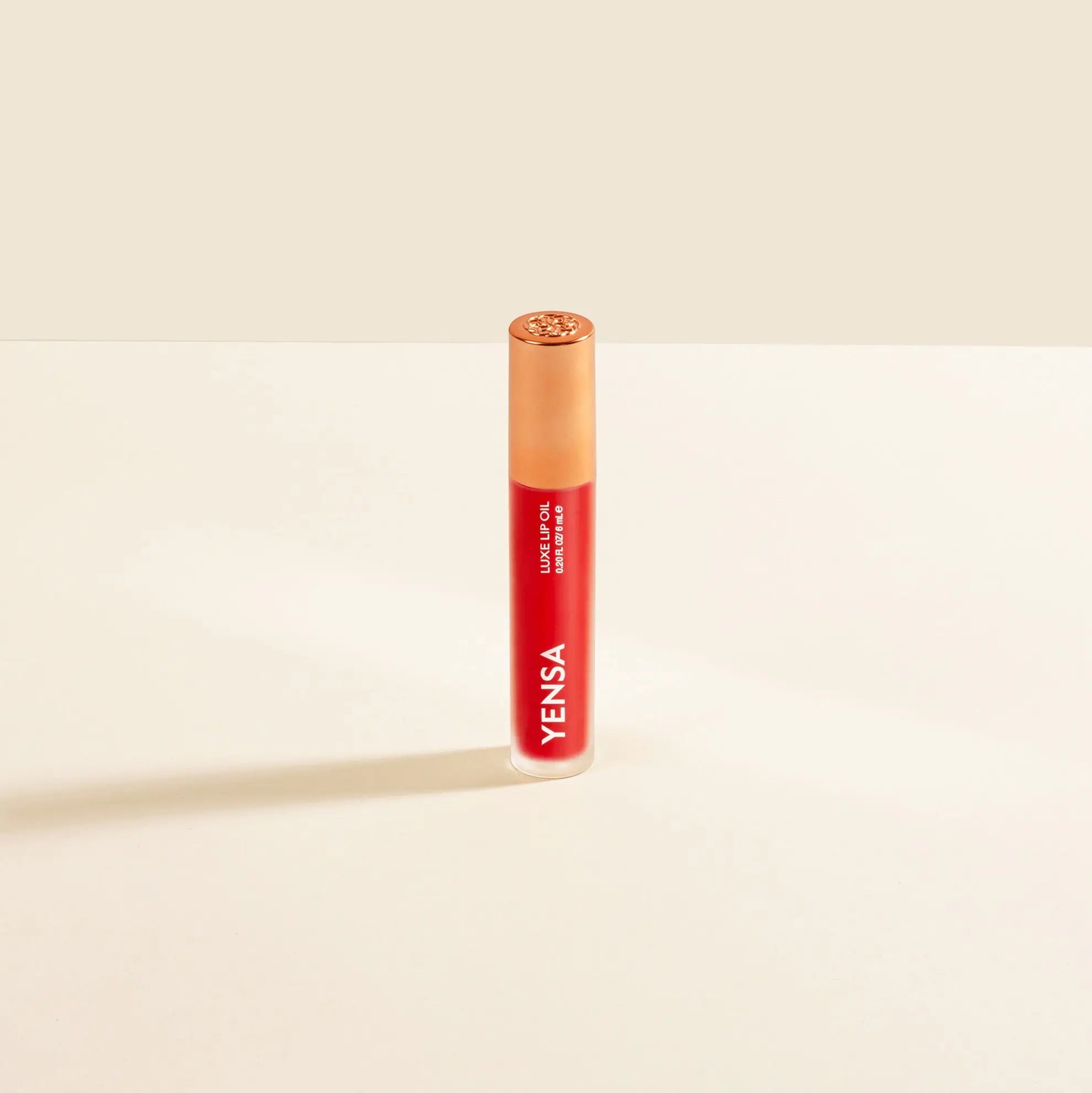 Luxe Lip Nourishing Oil with Hyaluronic + Vitamin E YENSA
